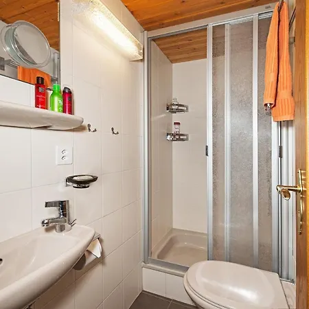Holiday Bellevue زيرمات